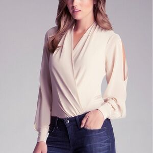 Bebe NWT Elegant Ivory Women's Bodysuit Cold Shoulder Long Sleeve Size Small
